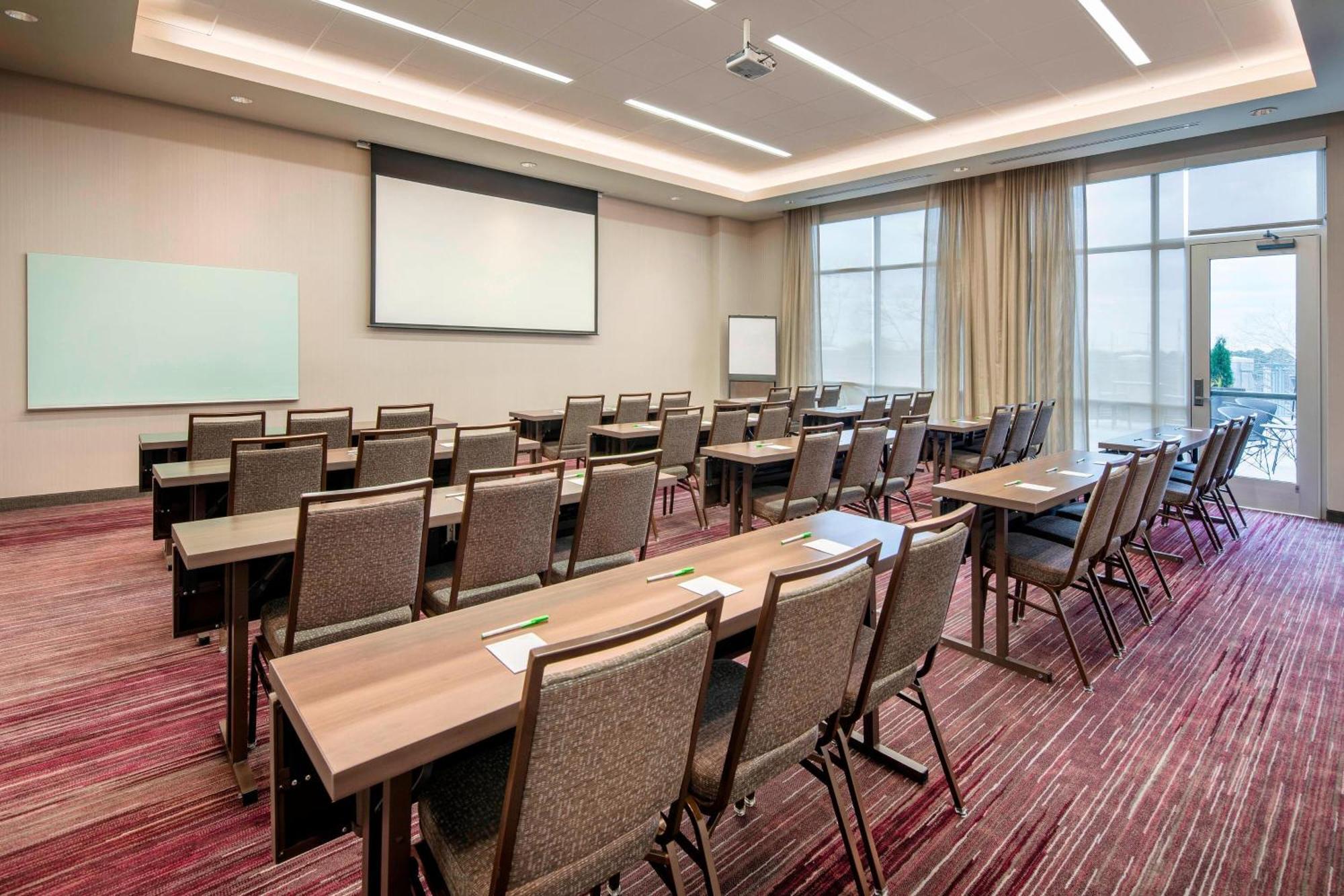 Courtyard By Marriott Atlanta Vinings/Galleria Smyrna Eksteriør billede