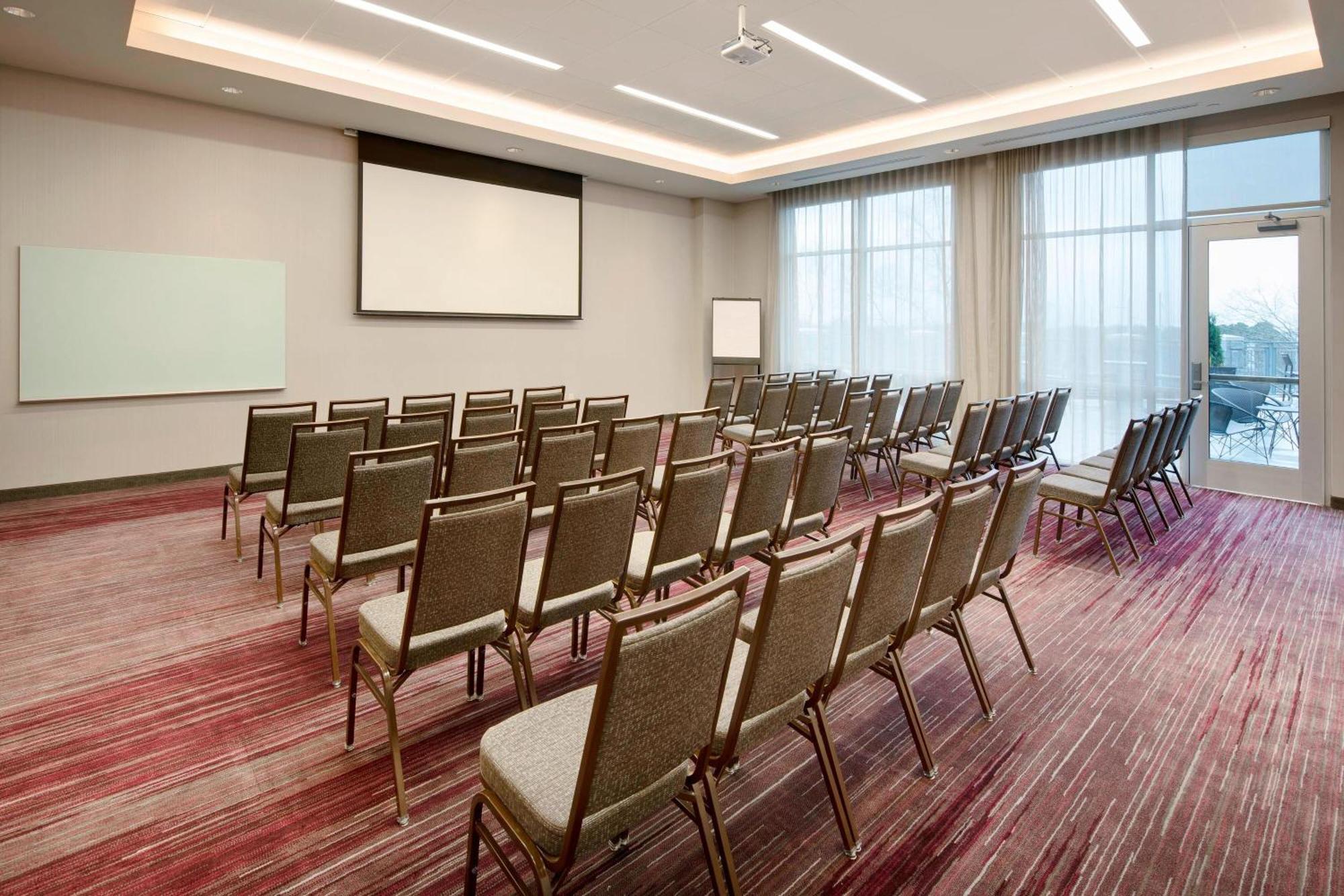 Courtyard By Marriott Atlanta Vinings/Galleria Smyrna Eksteriør billede