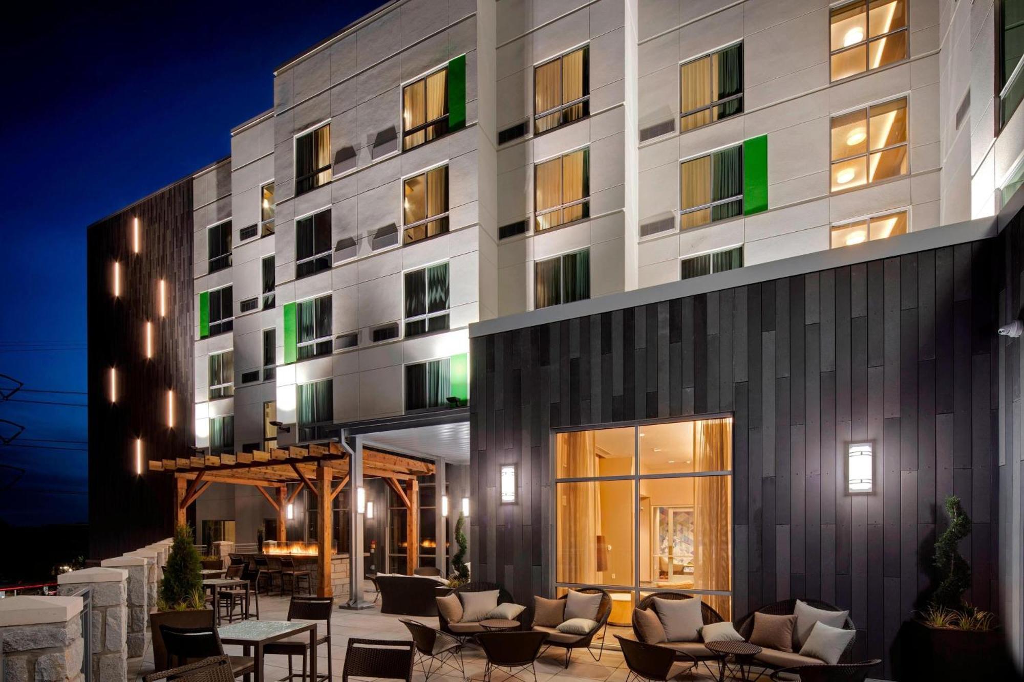 Courtyard By Marriott Atlanta Vinings/Galleria Smyrna Eksteriør billede