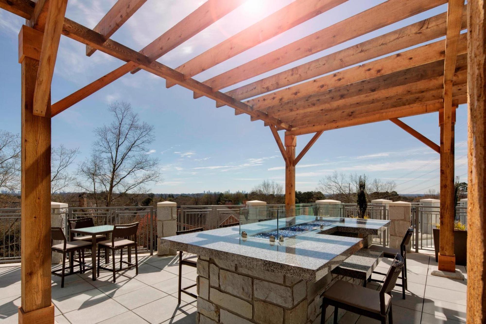 Courtyard By Marriott Atlanta Vinings/Galleria Smyrna Eksteriør billede